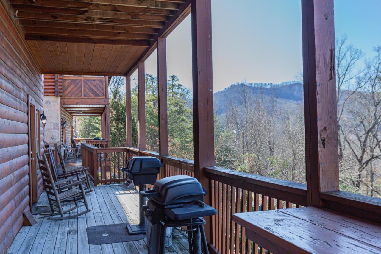 Bear Claw - Bear Claw Retreat In Pigeon Forge! Villa Екстериор снимка