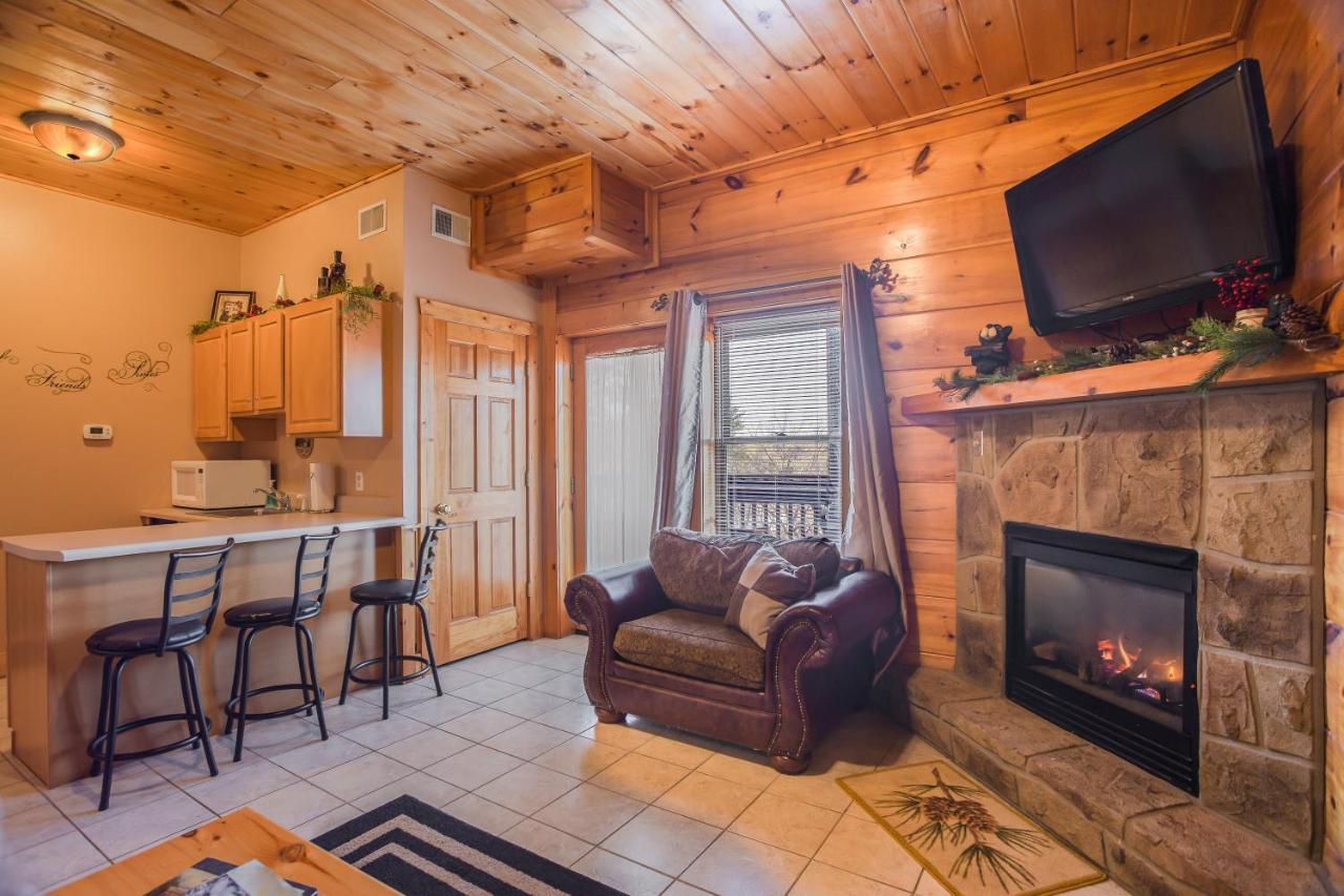 Bear Claw - Bear Claw Retreat In Pigeon Forge! Villa Екстериор снимка